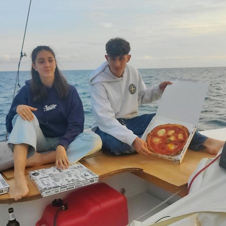 Appartamento Sei in Centro Genova Esterno foto